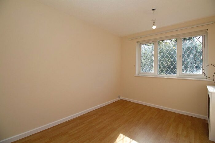 1 Bedroom Villa To Rent In Warren Drive, Leicester, LE4
