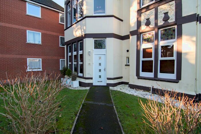2 Bedroom Flat To Rent In Cavendish Road, Bournemouth BH1