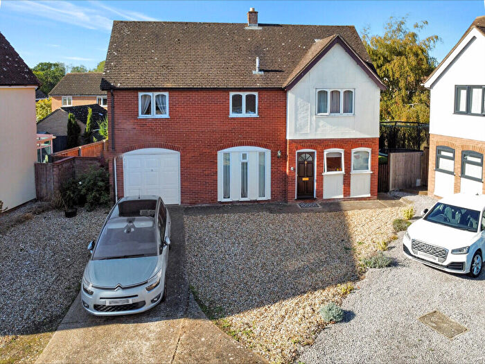 4 Bedroom Detached House For Sale In Mylford Close, Bury St Edmunds, IP32