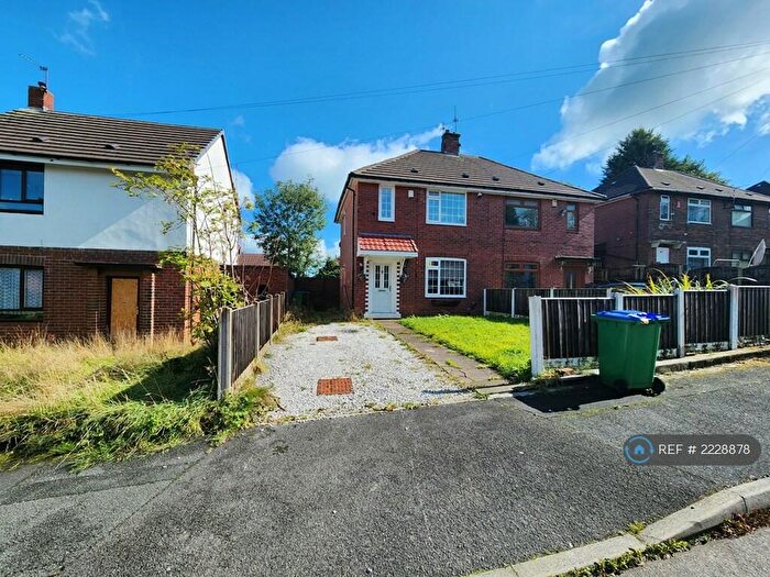 3 Bedroom Semi-Detached House To Rent In Cumberland Road, Rochdale, OL11