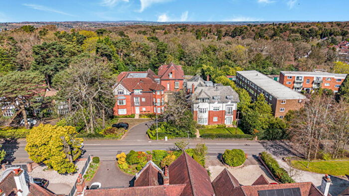 2 Bedroom Apartment For Sale In Apartment, Chatsworth House, Chepstow Place, Sutton Coldfield, B74