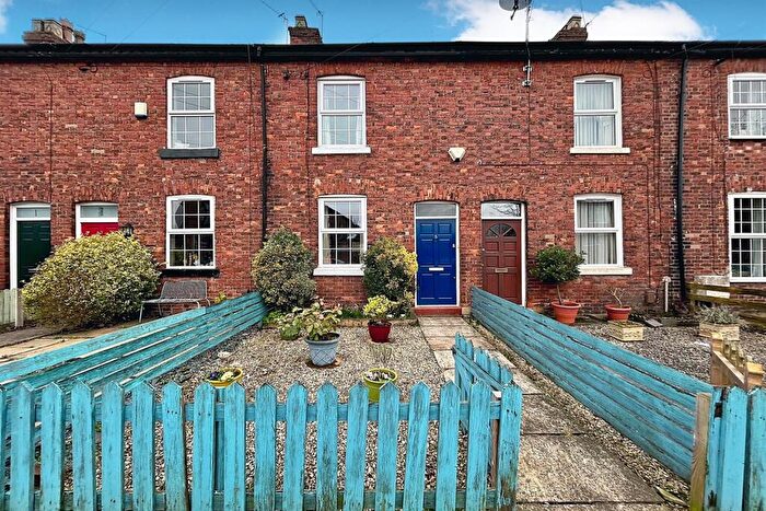 2 Bedroom Terraced House For Sale In Henwood Road, Withington, M20