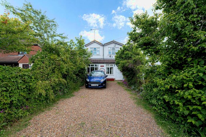 3 Bedroom Terraced House For Sale In Aerodrome Road, Bekesbourne, CT4