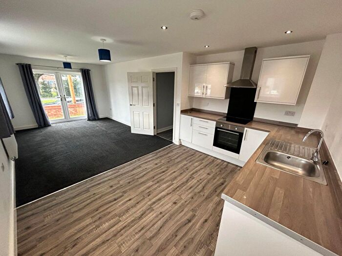 2 Bedroom Maisonette To Rent In Langdale Gardens, Blackpool, FY4