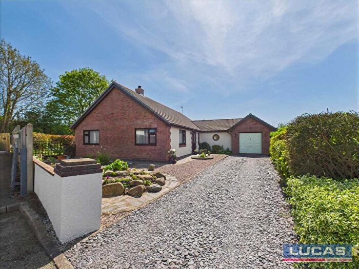 3 Bedroom Detached Bungalow For Sale In Cae Lleiniau, Dwyran, LL61