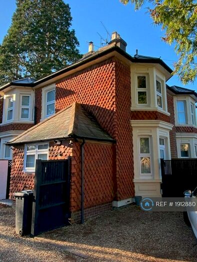 1 Bedroom Semi-Detached House To Rent In Aldershot Road, Fleet, GU51
