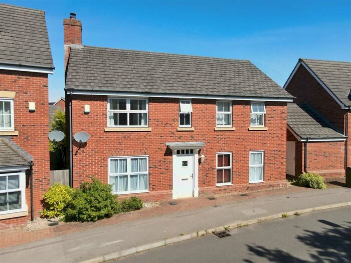 4 Bedroom Detached House To Rent In Randall Drive, Oxley Park, Milton Keynes, MK4