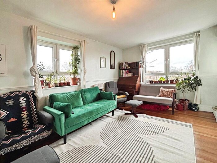 2 Bedroom Flat For Sale In Kender Street, London, SE14