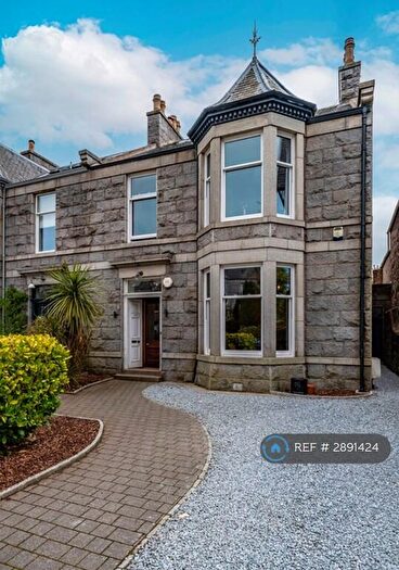 5 Bedroom Semi-Detached House To Rent In Hamilton Place, Aberdeen, AB15