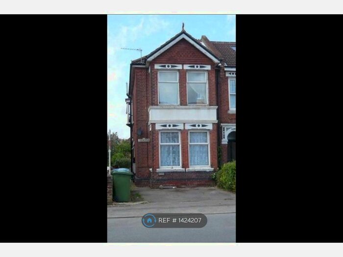 Studio To Rent In Atherley Road, Southampton, SO15