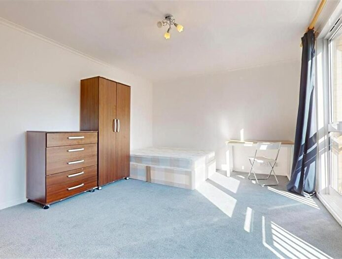 5 Bedroom Flat To Rent In Bayham Street, London, NW1