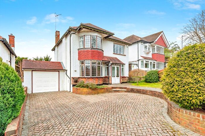 3 Bedroom Detached House To Rent In Southwood Avenue, Coulsdon, Surrey, CR5