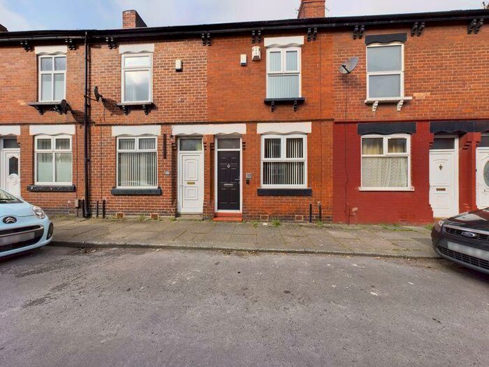 1 Bedroom Terraced House To Rent In Oak Grove, Urmston, Trafford, M41