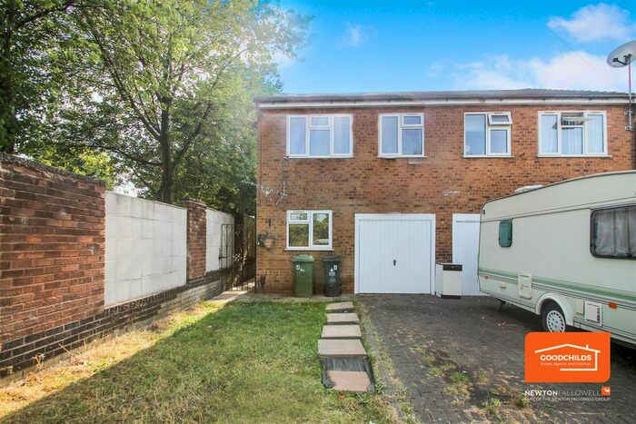 3 Bedroom Semi-Detached House To Rent In Hilary Drive, Aldridge, WS9