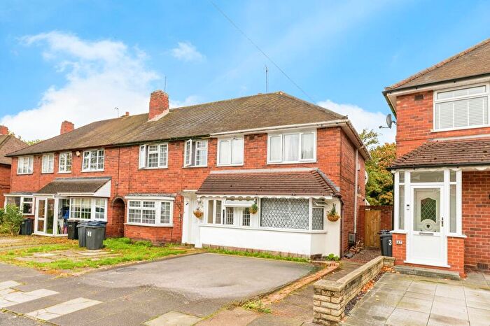 3 Bedroom Terraced House For Sale In Wingfield Road, Birmingham, B42