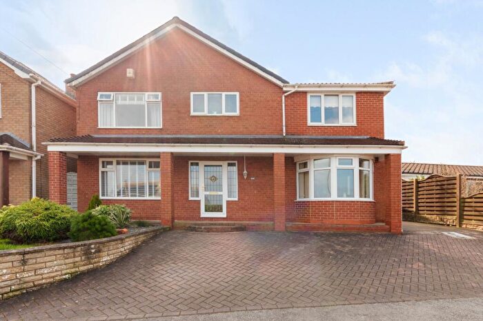 5 Bedroom Detached House For Sale In Rooklands, Scotter, North Lincolnshire, DN21
