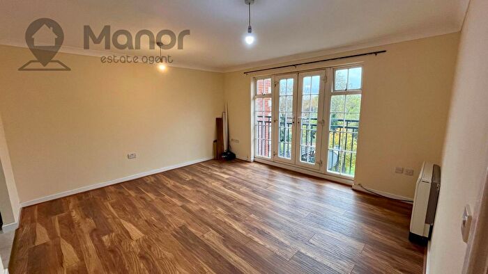 2 Bedroom Flat To Rent In Queensberry Place, Manor Park, E12