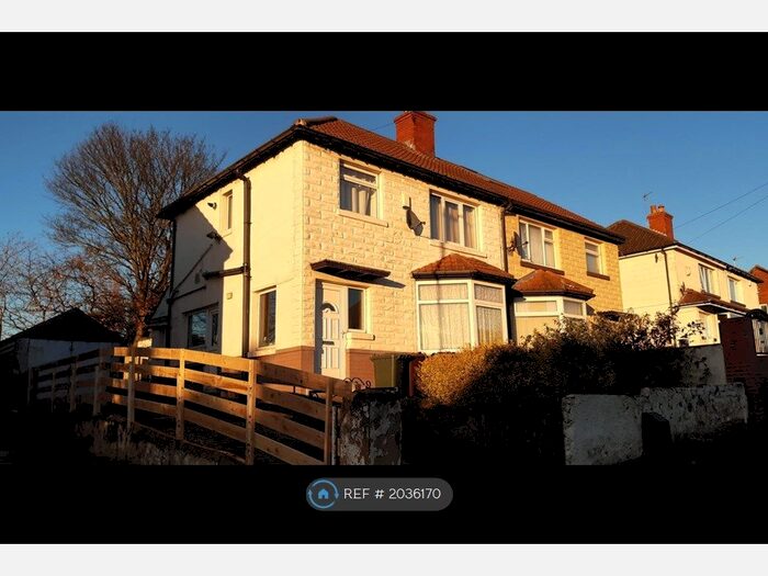 3 Bedroom Semi-Detached House To Rent In Easterly Avenue, Leeds, LS8