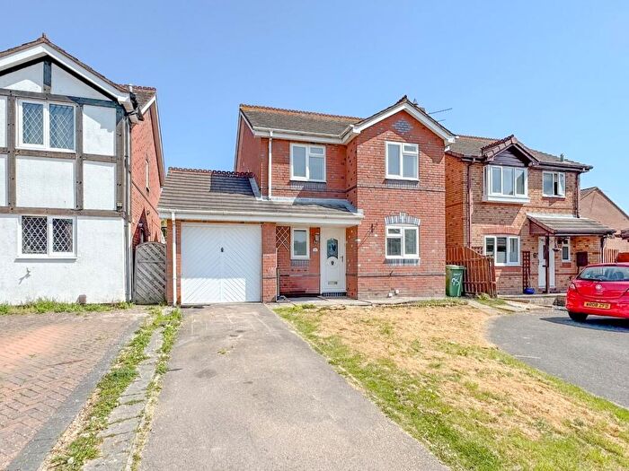 4 Bedroom Detached House For Sale In Ellicks Close, Bradley Stoke, Bristol, BS32