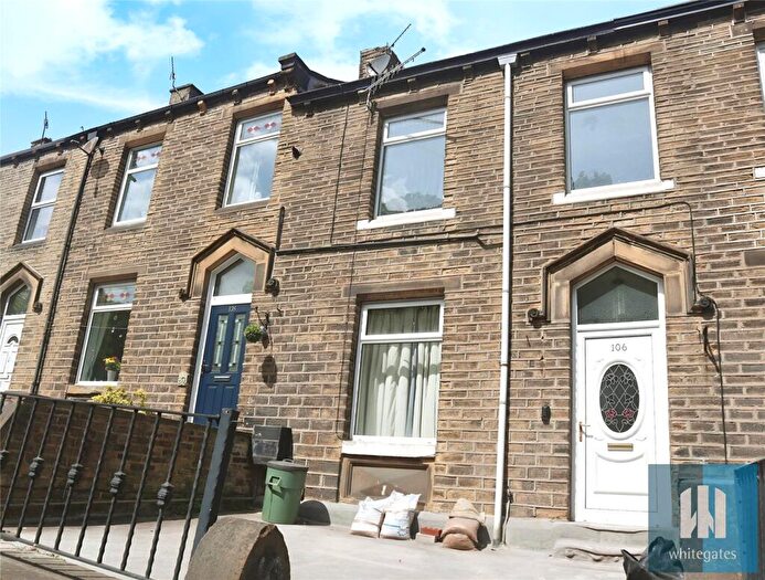 3 Bedroom Terraced House To Rent In Woodhead Road, Lockwood, Huddersfield, HD4
