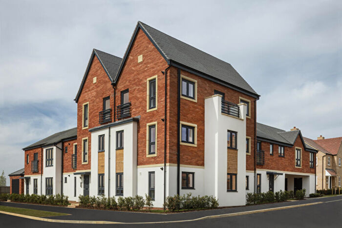 2 Bedroom Apartment For Sale In Weedon Road, Northampton, NN5