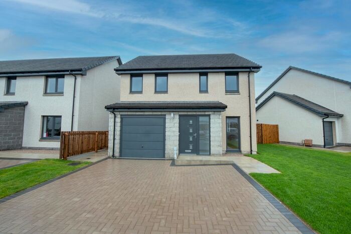 4 Bedroom Detached House For Sale In Gadieburn Drive, Inverurie, AB51