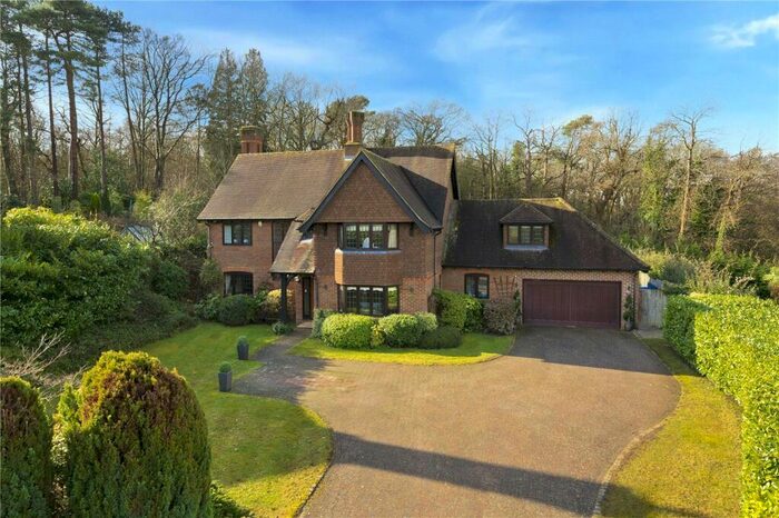 5 Bedroom Detached House To Rent In Chaworth Close, Ottershaw, Surrey, KT16