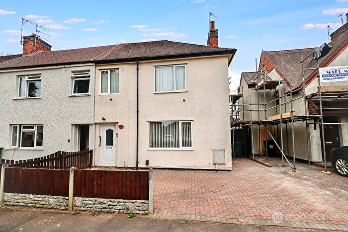 3 Bedroom End Terrace House For Sale In Waverley Avenue, Attleborough, Nuneaton, CV11