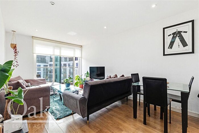 2 Bedroom Apartment To Rent In Saffron Central Square, Croydon, CR0