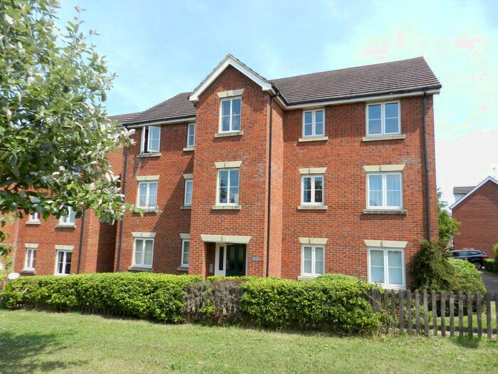 2 Bedroom Flat To Rent In Plough Close, Daventry NN11