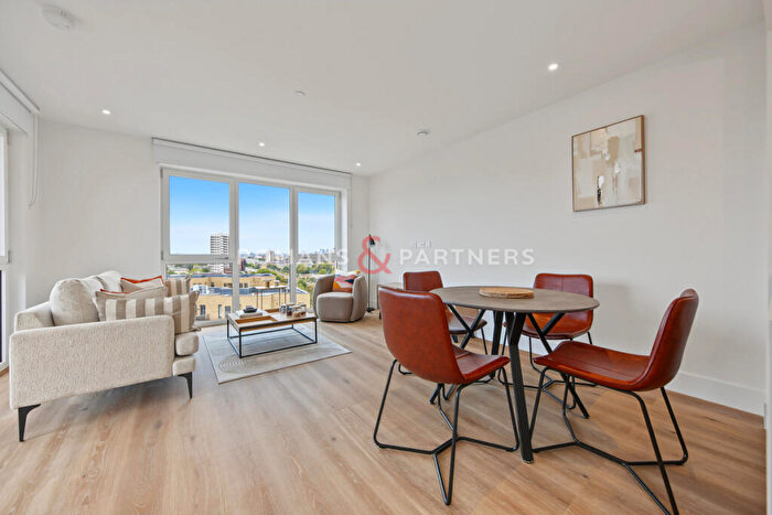 2 Bedroom Apartment To Rent In Bow Living Apartments, Bow Green, E3