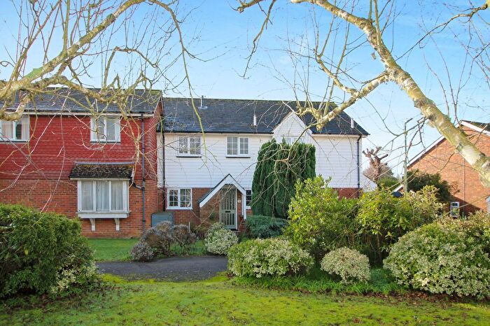 3 Bedroom Terraced House For Sale In Rogersmead, Tenterden, TN30