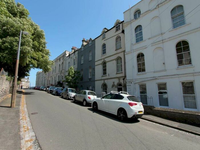 1 Bedroom Flat To Rent In South Road, Weston-super-Mare, BS23
