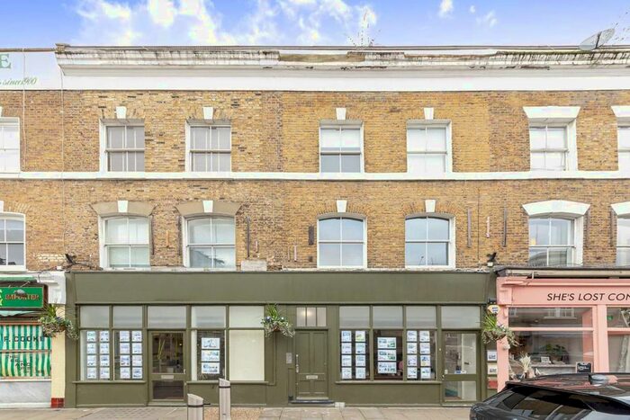 2 Bedroom Flat To Rent In Broadway Market, London, E8