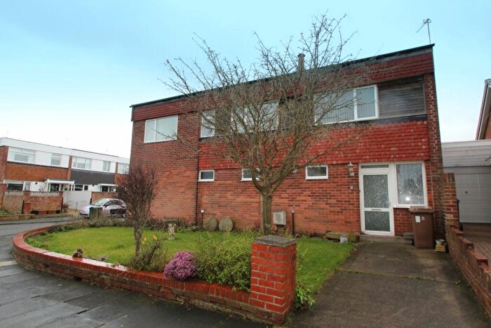 2 Bedroom Apartment To Rent In Nevis Close, Whitley Bay, NE26