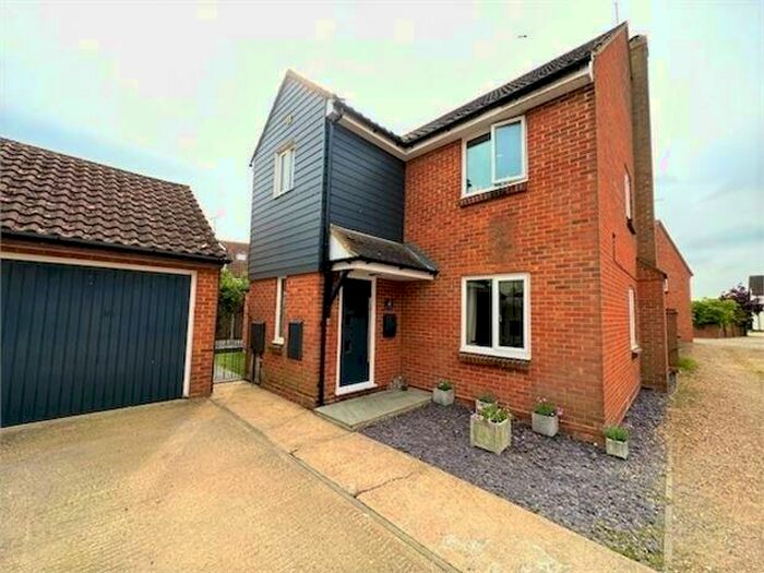 4 Bedroom Detached House For Sale In Collingwood Road, South Woodham Ferrers, South Woodham Ferrers, CM3
