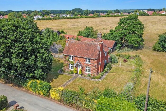 4 Bedroom Detached House For Sale In Brantham, Manningtree, Essex, CO11