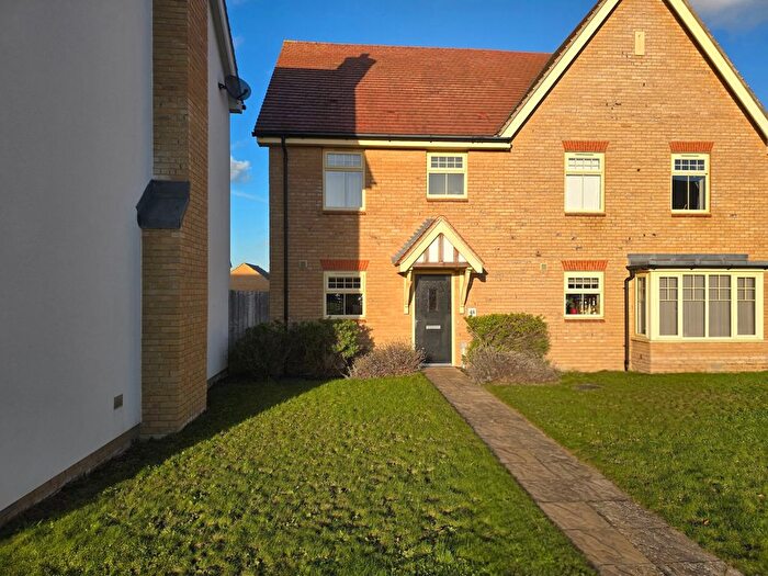 3 Bedroom Semi Detached House For Sale In Glebe Road, Buckton Fields, NN2