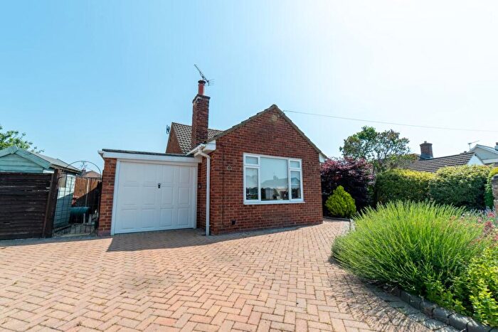 3 Bedroom Detached Bungalow For Sale In Kayte Lane, Bishops Cleeve, Cheltenham, GL52