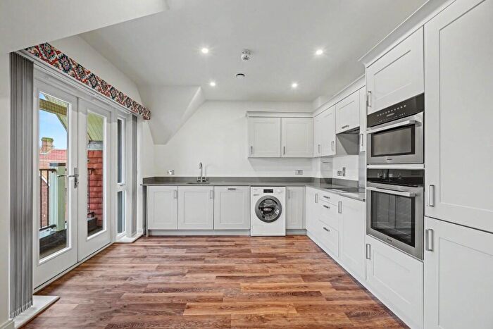2 Bedroom Retirement Property For Sale In The Grange. Ledian Gardens, Kings Square, Maidstone, Kent, ME17