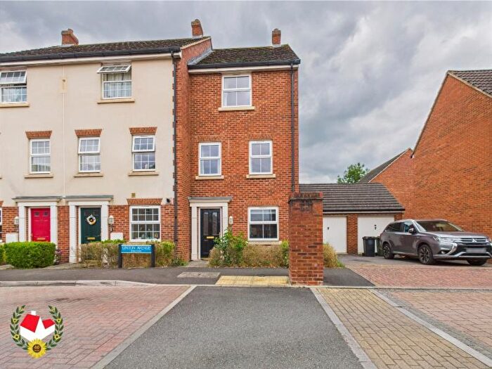 4 Bedroom Town House To Rent In Linton Avenue, Kingsway, GL2