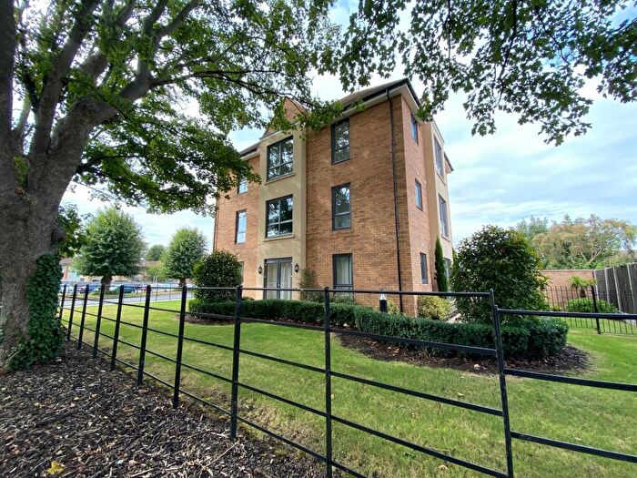 2 Bedroom Apartment To Rent In St. Johns Close, Peterborough, PE3