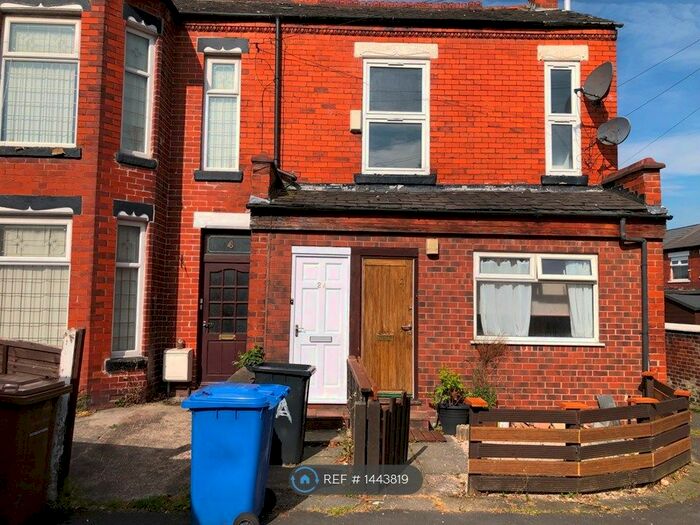 1 Bedroom Flat To Rent In Gloucester Road, Salford, M6