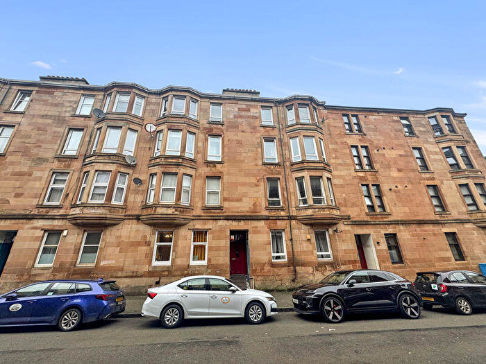 2 Bedroom Flat For Sale In Bowman Street, Govanhill, G42