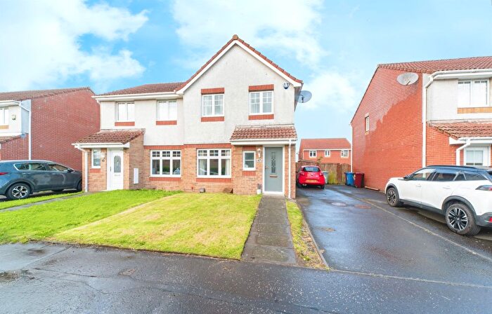 3 Bedroom Semi-Detached House For Sale In Newton Avenue, Cambuslang, Glasgow, G72