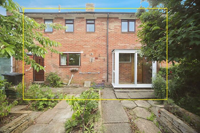 3 Bedroom Terraced House For Sale In St. Albans Place, Taunton, TA2