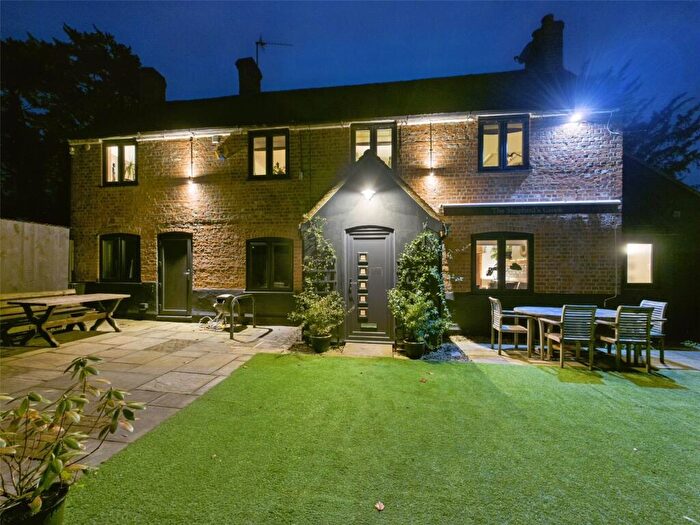 4 Bedroom Detached House For Sale In Crowell, Chinnor, Oxfordshire, OX39