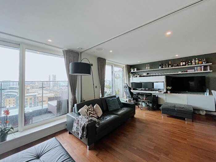 3 Bedroom Apartment To Rent In Knights Tower, Wharf Street, Deptford, Greenwich, SE8