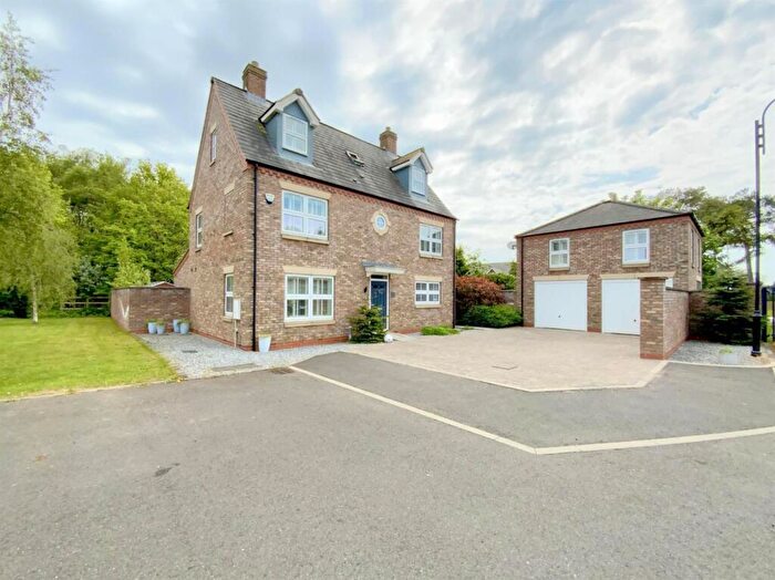 5 Bedroom Detached House For Sale In The Glade, New Waltham, DN36