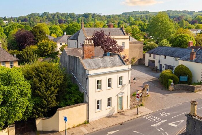 5 Bedroom Detached House For Sale In Chamberlain Street, BA5